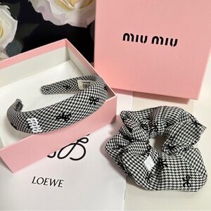 Miu Miu Monochrome Houndstooth Hair Set